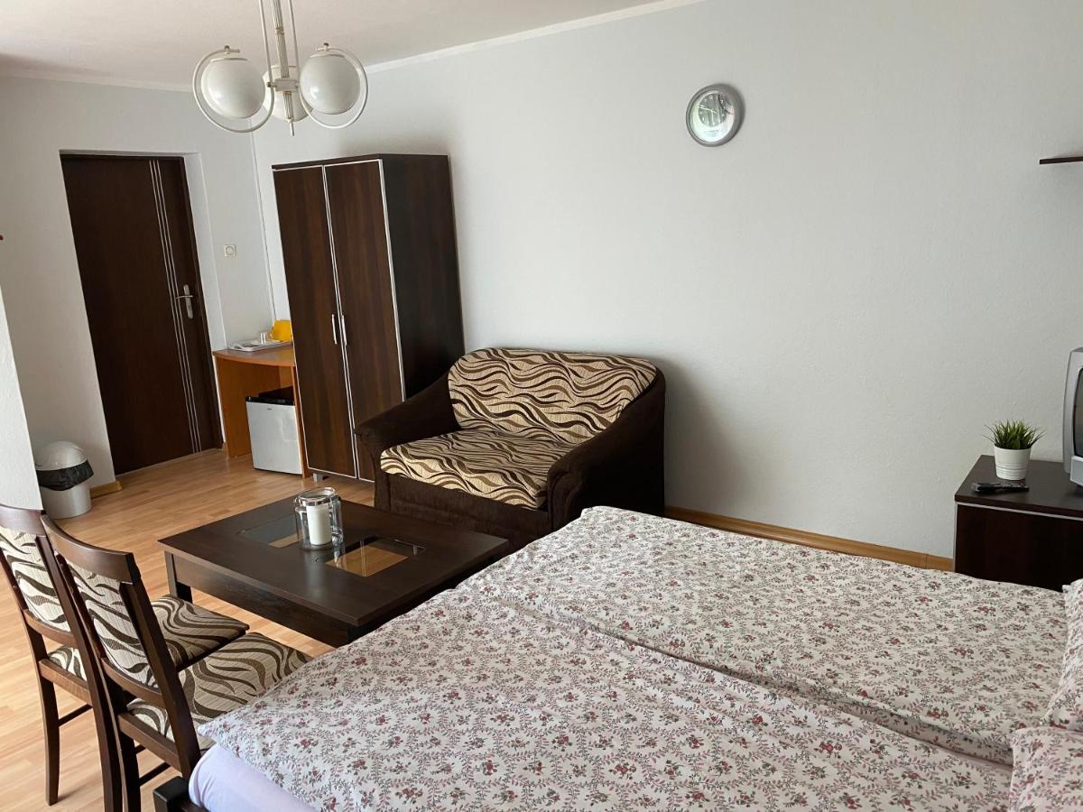 Pod Borowikiem Hotel Grzybowo  Eksteriør billede